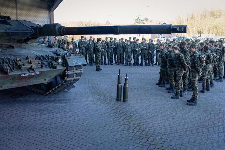 Koninklijke Landmacht tweet media