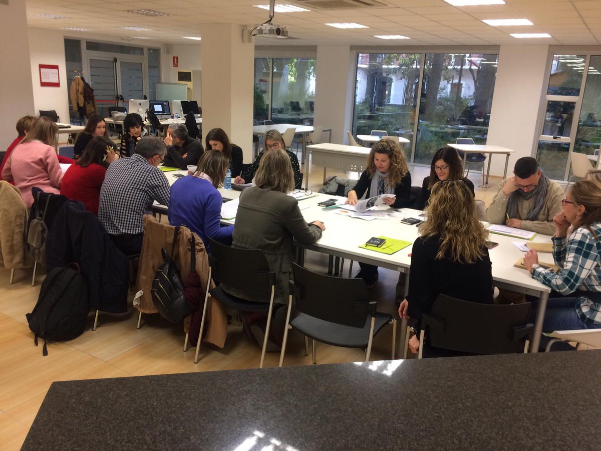 UrbalabGandia's tweet image. Aquesta setmana ha començat per tercer any consecutiu el projecte experimental @AtSafor 2019. Amb moltíssimes novetats. 

Atents a l'agenda👀