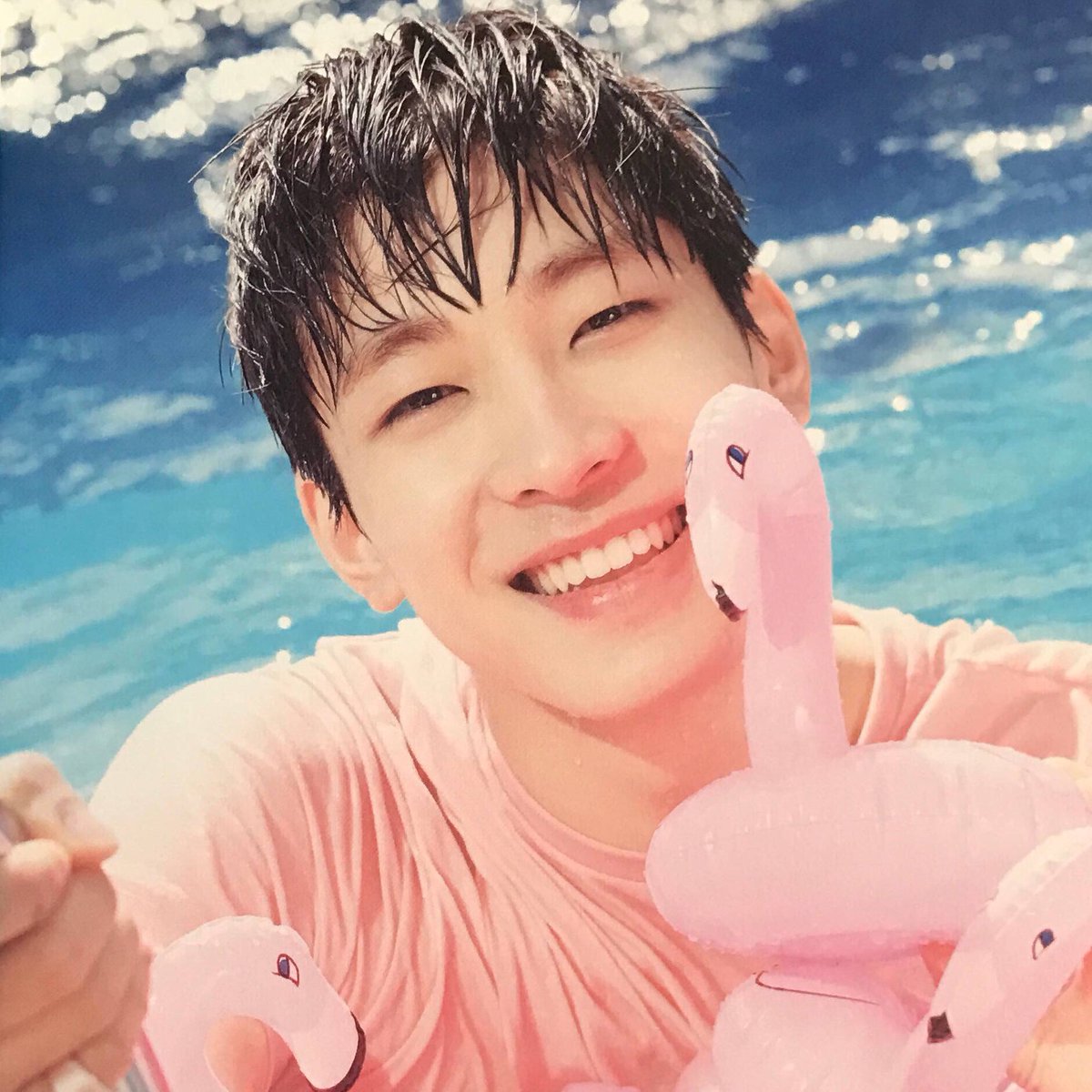 it's almost summer!!!!   #TwitterBestFandom  #TeamSeventeen  @pledis_17  #SoompiAwards