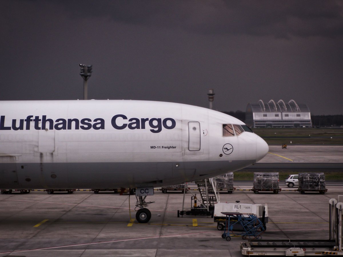 copterspy's tweet image. Lufthansa Cargo 2006 aufgenommen, ist schon lange her.