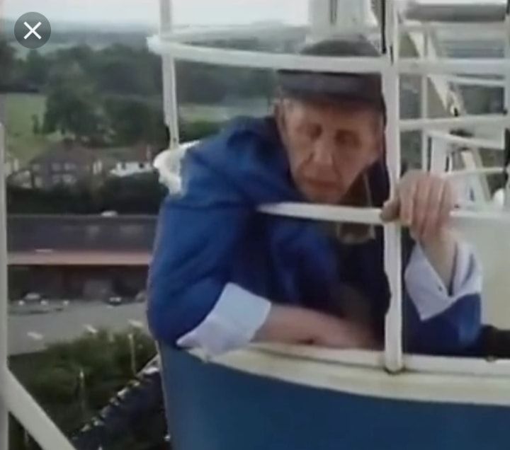 Only Fools Reactions tweet media