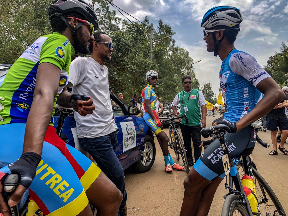 NSNCyclingTeam's tweet image. The referee just whistled : 90 min game in #Rewanda has just started. 61 km and we will know if Yellow Jersey Kodus will be able to defend  his 7 to 31 sec on his three rivals including our Matteo Badilatti. It will be a very difficult task but if not try, why race? #TDRwanda19