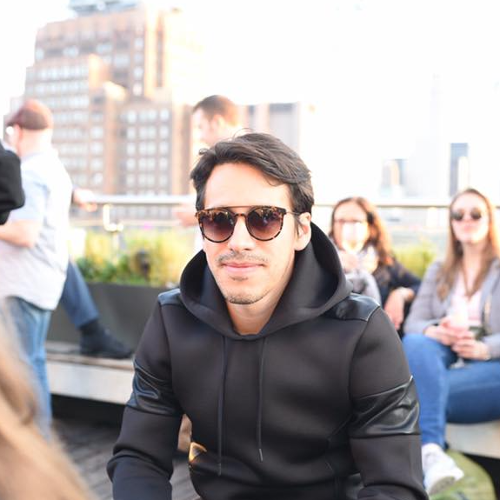 pyconsk's tweet image. Our #PyConSK2019 speaker Jorge Torres @the_jorgetorres is Co-founder &amp;amp; CTO of @MindsDB. His talk will be focused on how to give engineers with no domain knowledge power with new tools and explainability of ML models.
Don&apos;t miss his talk: Machine Learning Democratization