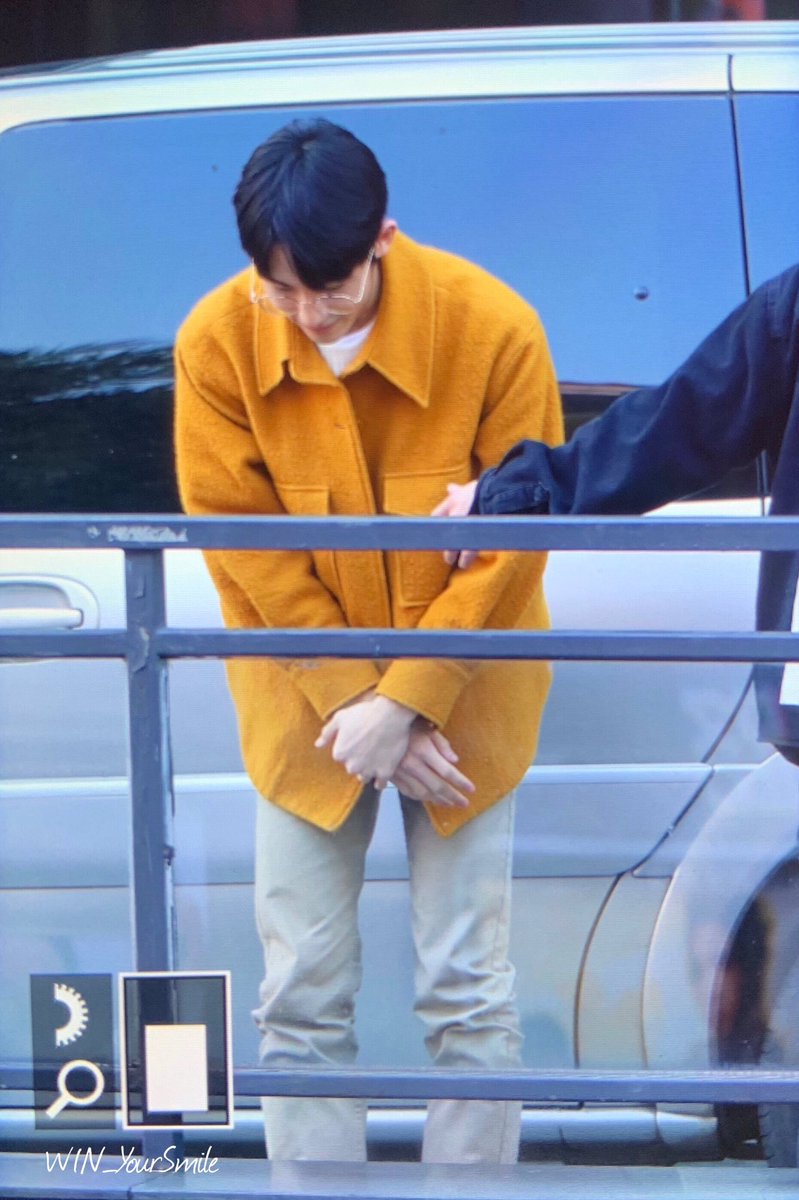 #WINWIN #董思成 #윈윈
#WayV #WeiShenV #威神V
190303 출근