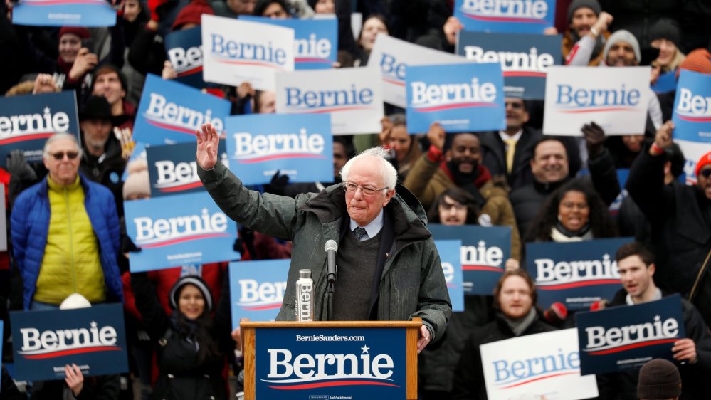 Evarrer's tweet photo. Bernie Sanders kicks off 2020 presidential campaign https://t.co/8AEe3IWc3L https://t.co/77NJyC1t1f