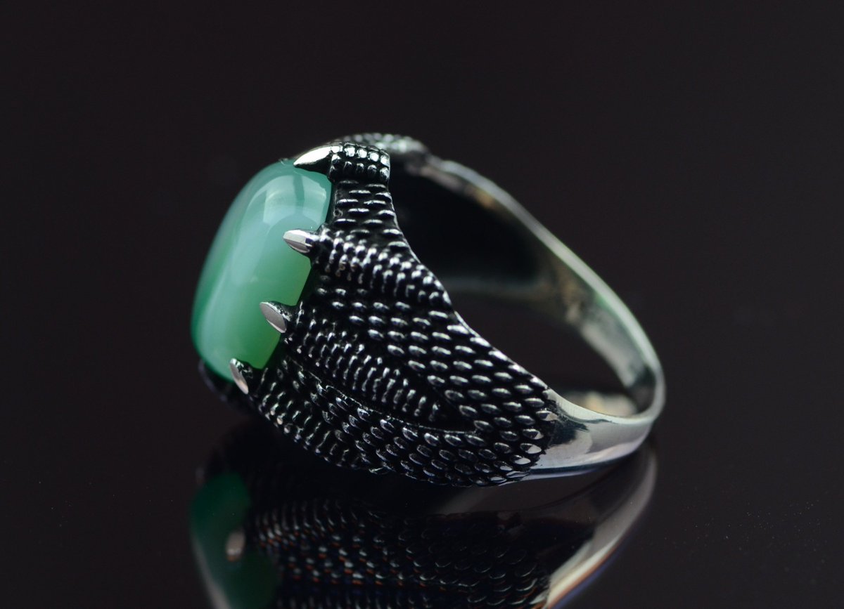 craft_native's tweet image. Article# R00020D
Handmade 925k Sterling Silver Light Green Moss Agate Stone Men's Akik Ring Carnelian Ring Shajri Aqeeq Ring Onyx Ring Perfect Gift For Men
#menswear #Green #Stone #Turkish #ring  #Moss  #artisan #artisanmade #agate #Aqeeq #Onyx #Shajri #handcrafted  #Craftnative