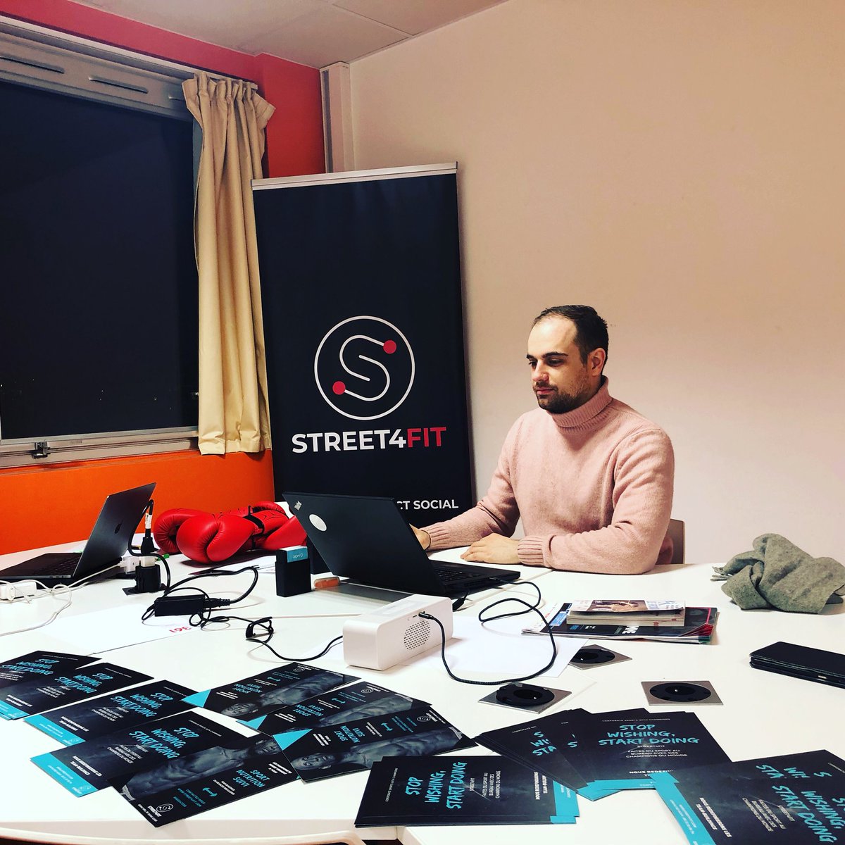 Street4twit's tweet photo. New office @Ionis361_Paris https://t.co/pjHGXDatBi