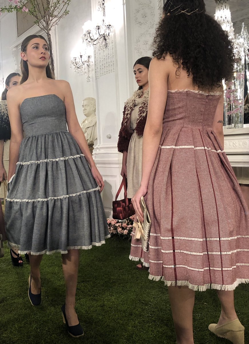 muelalopez's tweet photo. #ModaVasca sostenible 👍🏻excelente el desfile de  “Slow Fashion: The positive change for planet and people” en de la Semana de Cambio Climático de #Euskadi, #Asteklima. #PositiveChange19 🌍          Moda y sector con futuro ‼️ Buen trabajo 👏 https://t.co/27wFuKXRld