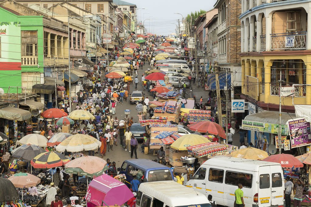OpenExplorers's tweet image. When we left the coast behind and rode further north through Ghana in 2017, the changes in the environment and culture around us seemed like the introduction to a new chapter of our journey: ow.ly/V3al30noBz0