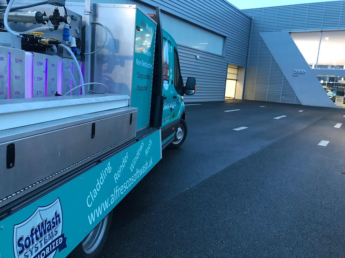Alfresco Group out cladding cleaning using SoftWash #itswhatwedo #alfrescogroupltd #windowcleaning #softWash #reachandwash #purewatercleaning #highlevelaccess #contractor #pressurewashing #cscs #ipaf #windowcleaners #windowcleanersofinstagram #workingoutdoors #windows #clean