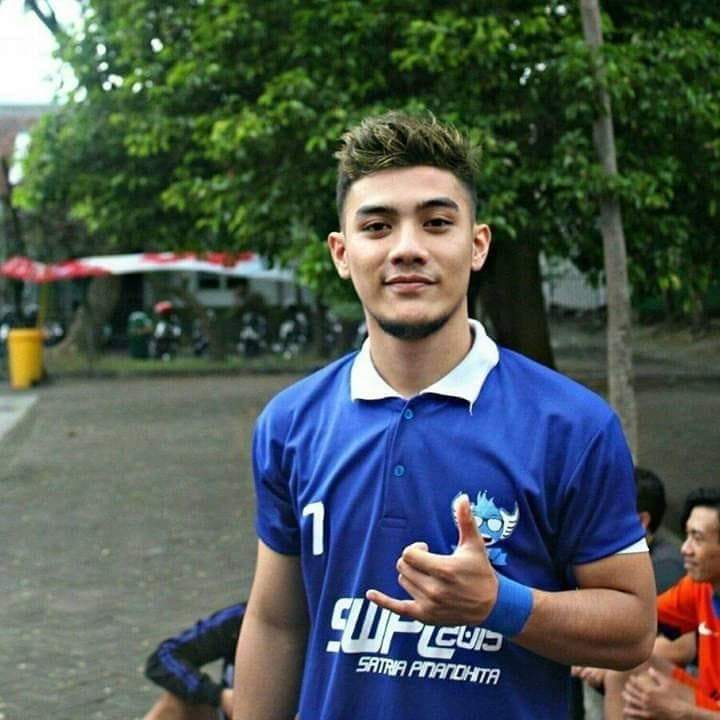 MdoPria's tweet photo. #FotoProfilBaru https://t.co/ZgrlPbdN0s
