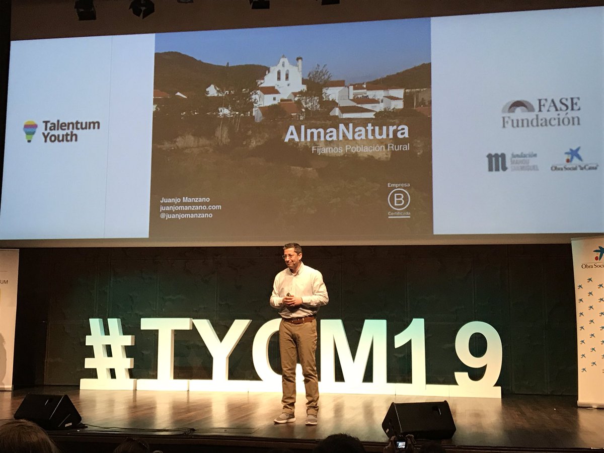 fase_fundacion's tweet photo. Con @juanjomanzano de @almanatura en #TYCM19 Fortalezas del mundo rural: valores, calidad de vida, sostenibilidad https://t.co/g5pJh9ZGiq