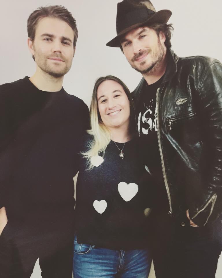 dreamingonmusic's tweet image. Un anno fa succedeva questo, vado a piangere in un angolino 😭 #GoodbyeCon