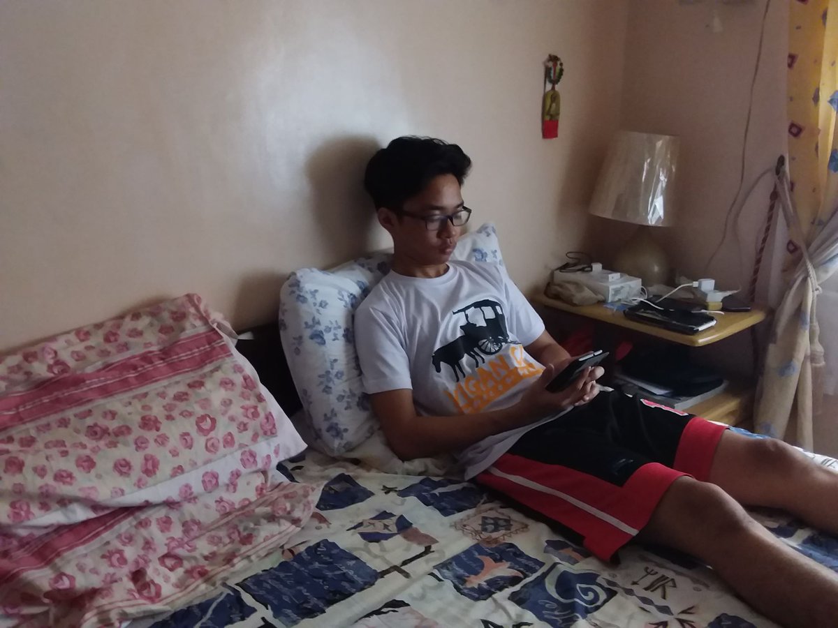 GemsBundt's tweet photo. Due to the new age that we live in, we spend most of our time indoors. But staying inside have long-term effects in our bodies. Research tells that air inside is more polluted than outside our homes. With proper ventilation, comes better health.#chemistryinaction @Notjetready https://t.co/Zy2V6YbmYd