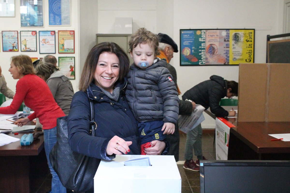 Il mio voto per il futuro. #PrimariePd  #votoZingaretti Tutti ai seggi a votare!!!