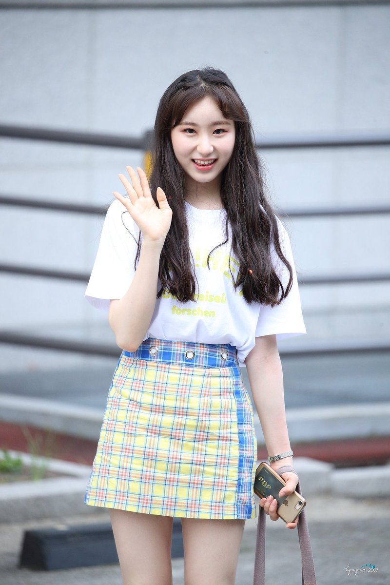 lee chaeyeon pics tweet media