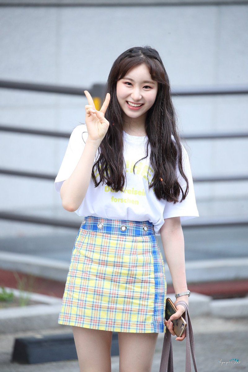 lee chaeyeon pics tweet media