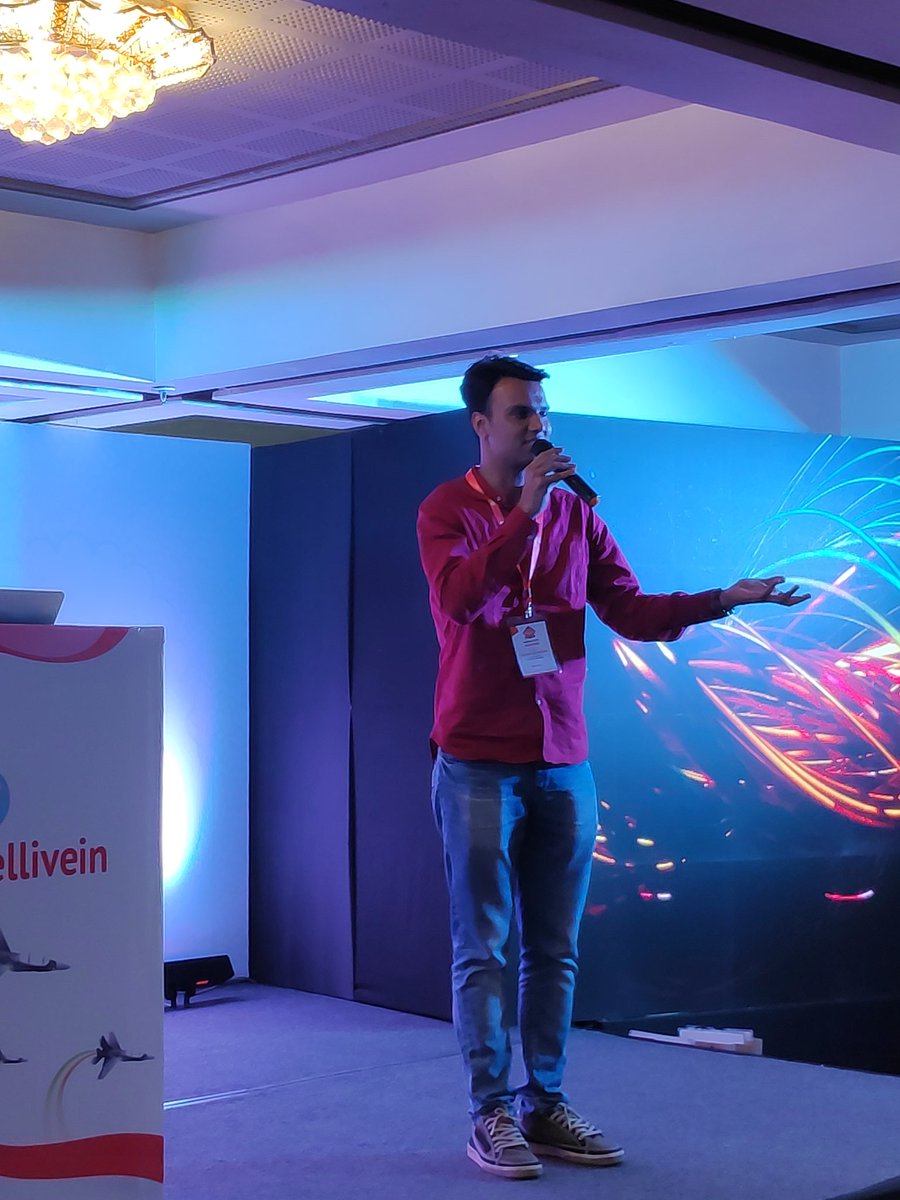 sdavara's tweet image. We got to know about #laravelfactory from #rajkot @gauravmakhecha at #LaravelLiveIn