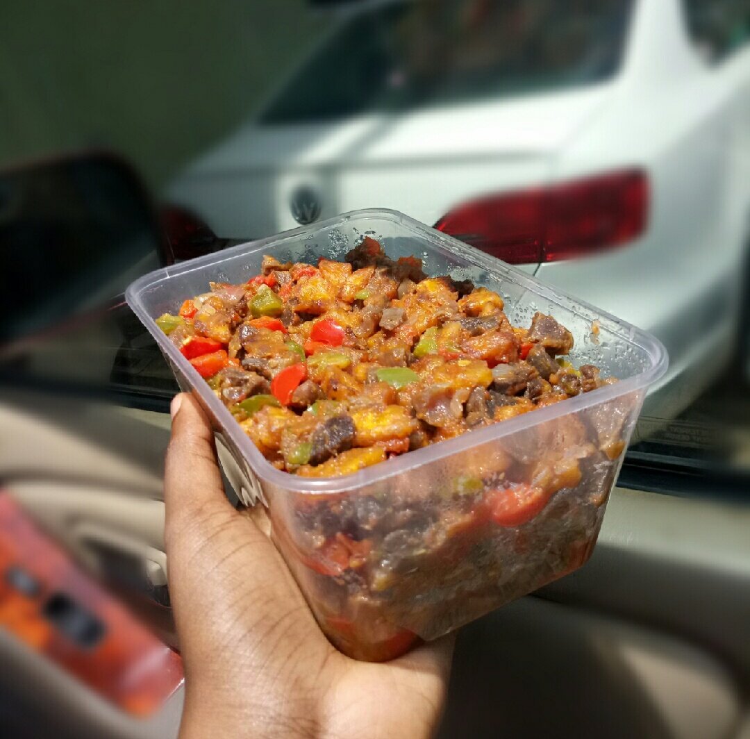 How are you spending your weekend?

Gizdodo Factory will like to be a part of it 😃

DM or call 08125059288

#Gizdodo #PepperedGizzard #LagosChef #Lagos #LagosEventPlanner #NaijaKitchen #Gizzard #LagosKitchen #Dodo #Plantain #Owambe #LagosCaterer #FoodInLagos #FoodDeliveryInLagos