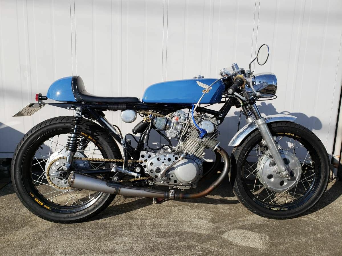 Caferacer1979 tweet picture