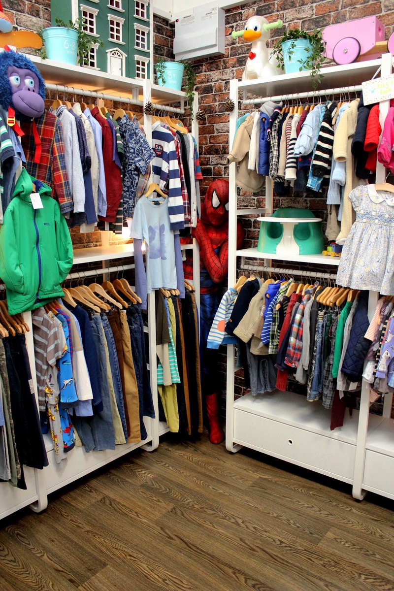 We had a special visitor swing by to The Secret Garden yesterday .... can you spot him? 🕸😆
#thesecretgardenbedford #spiderman #onlytheverybest #childrensprelovedclothing #prelovedtoys #reuse #recycle #ecofriendly #stcuthbertsarcade #bedford #shoplocal #superherosaturday