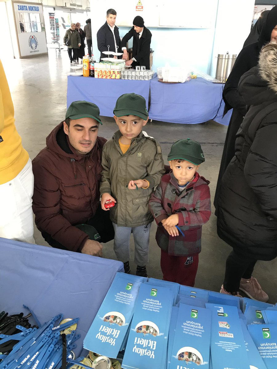 Başakşehir Başakpazardayız 👍🏻 #BirNedenimVar #yesilayhaftasi #YEDAM <a href="/1920yesilay/">Yeşilay</a>