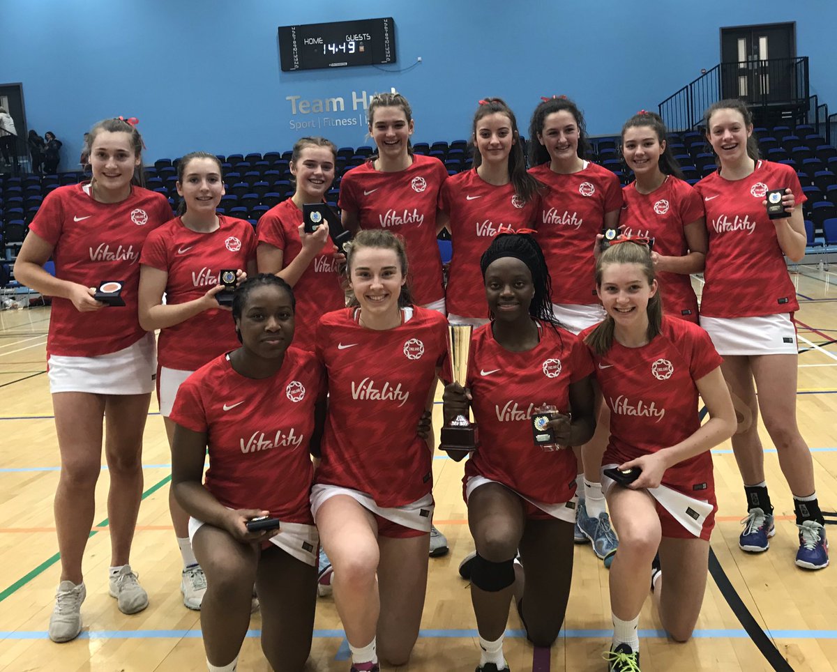LauraMc_TM's tweet image. Day 3 ✔️
U17 @NetballEurope CHAMPIONS 🏆🥇
So Proud of this squad 🏴󠁧󠁢󠁥󠁮󠁧󠁿🌹
1️⃣0️⃣ new @EnglandNetball caps ✔️
Captain and intercept queen @FadojuFunmi crowned Player of the tournament! 💪🏽👊🏽⭐️🥳
#ItsUsItsNow #RosesRising #U17Champions @EnglandNetball 
#WinnersareGrinners #ExcitingFuture