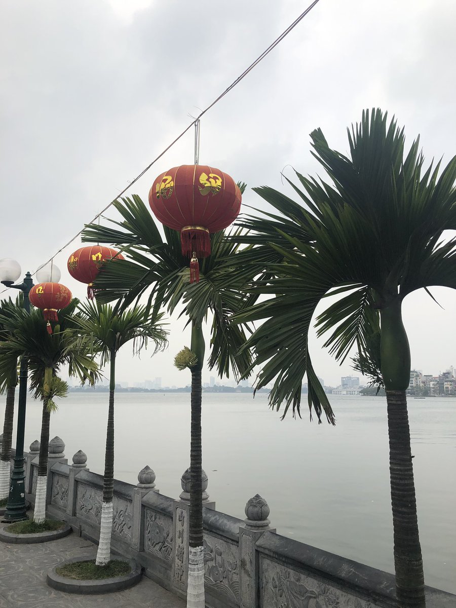 dopenguyen's tweet photo. Hanoi in 4 photos. Love my country 🇻🇳 https://t.co/QyHH9Rkrio