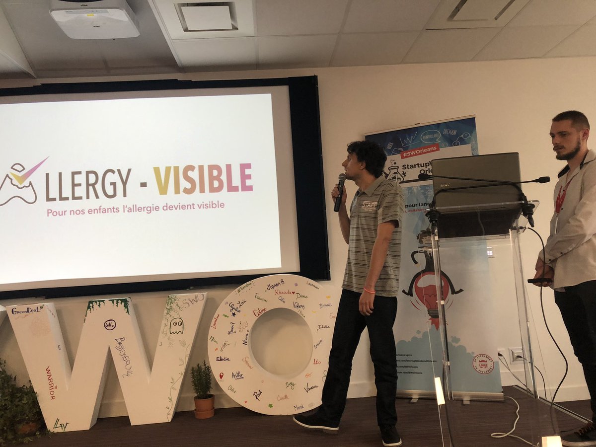 SWOrleans's tweet photo. Allergy Visible propose un bracelet connecté à porter par les enfants souffrant d’allergies alimentaires et permettant aux structures les accueillant d’avoir accès à ces données pr savoir quels aliments ils ne peuvent pas manger. #SWOrleans #SWO8 #TechLoireValley #pitch #Allergie https://t.co/jC88OXS8dJ