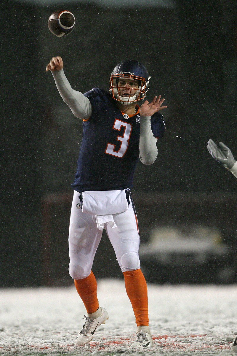 NewsApollos's tweet photo. Garrett Gilbert in #ORLvsSL:
° 22/32 completions
° 244 passing yards
° 1 touchdown
° 0 interceptions
4th consecutive game when he has thrown at least 1 touchdown and 0 interceptions
6 passing TDs on the year so far
#AAF #NFL #Take Aim #JoinTheAlliance https://t.co/ukItJdf06U