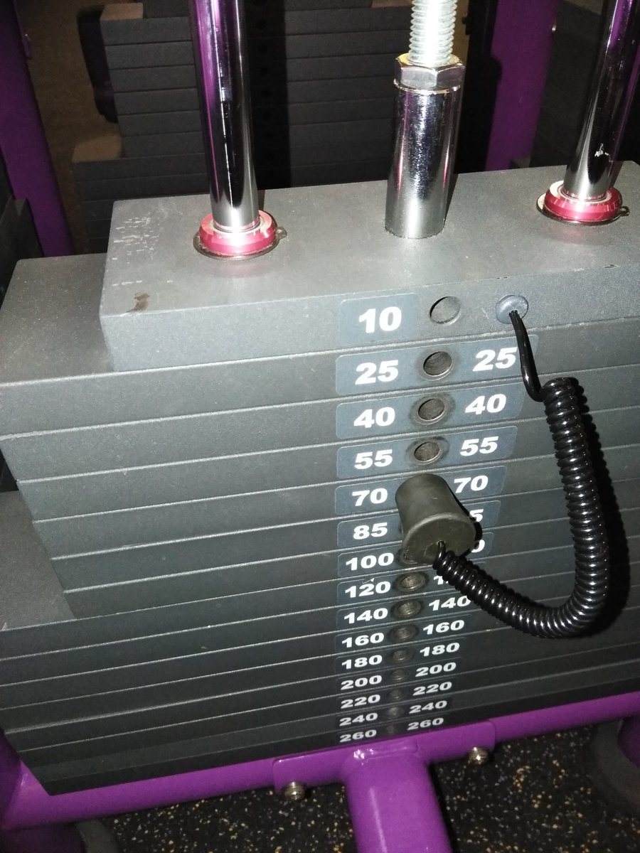 MarloweSkye's tweet image. Lats , gotta make those wings pop out. #gym #pf #backgains.