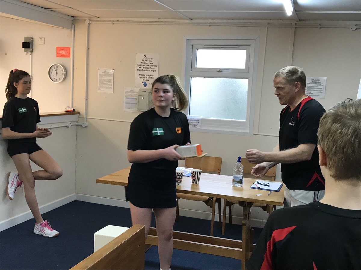 1st place for Cerys at today’s B grade tournament #allmatcheswon #squashgirlscan 😀😀