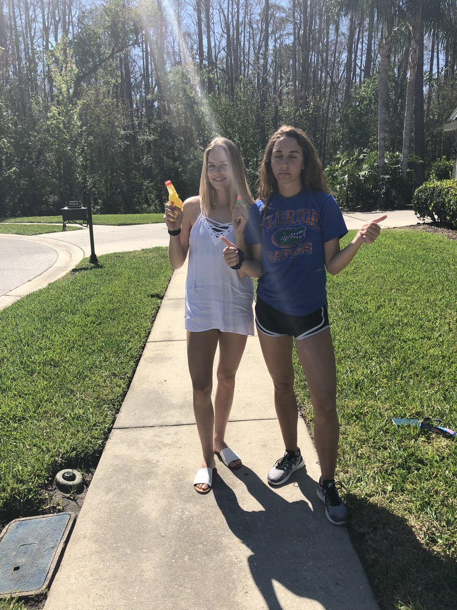 DRIP HER DOWN 💧👱🏼♀️🔫 tweet media