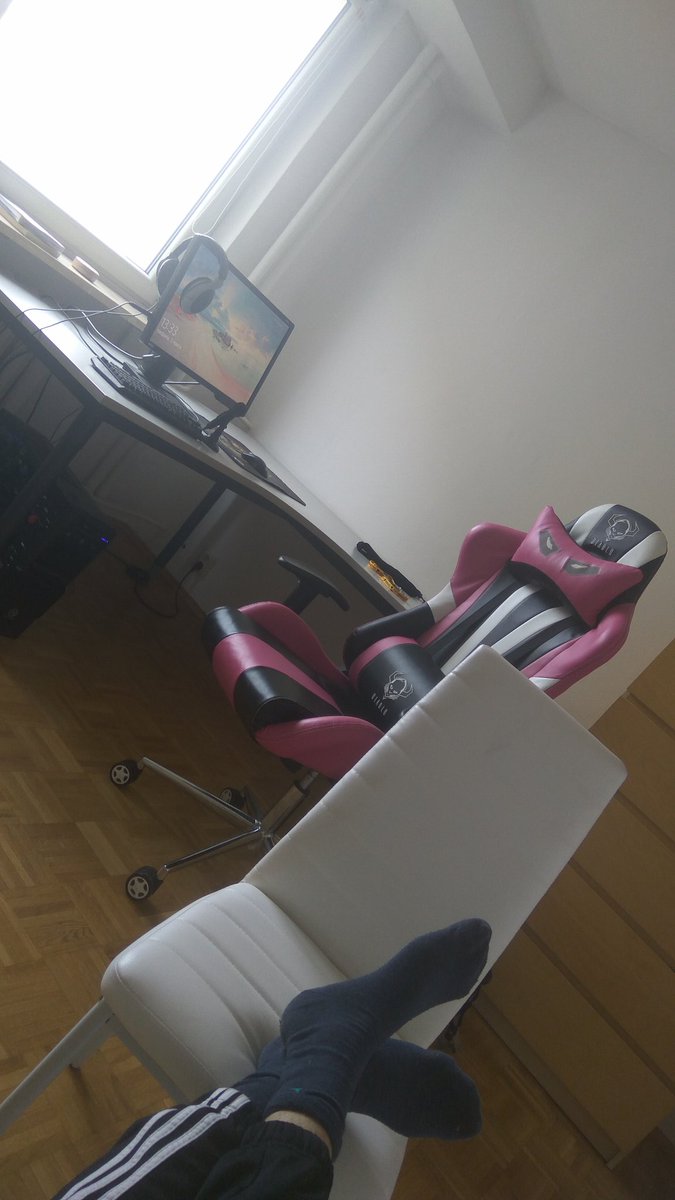 I just arrived!
#newflat