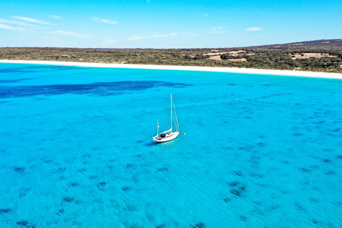 viaggiatori's tweet image. Eagle Bay, Western Australia - La bellezza di questa costa è impareggiabile.. E che bello scoprirla con una barca a vela (magari la prossima volta..)

#nonsoloturisti #movesafe