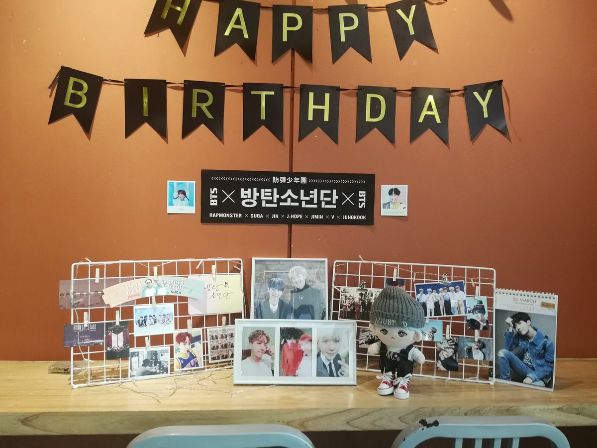 ChewGreenie's tweet photo. Thank you hard work for the nice event and beautiful cupsleeve beautiful photostrip💜💜💜🙆🙆🙆
#EternalSpringinKL https://t.co/N1CzMVadrS