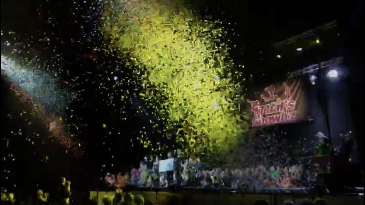 Jack_Pallister's tweet photo. Congratulations to everyone who competed yesterday at the @thatsshowbizuk Grand Final! So many talented young dancers in one arena and an almost impossible challenge trying to choose the winner! 🏆💃🏼🕺 https://t.co/Wyp6IL7hxm
