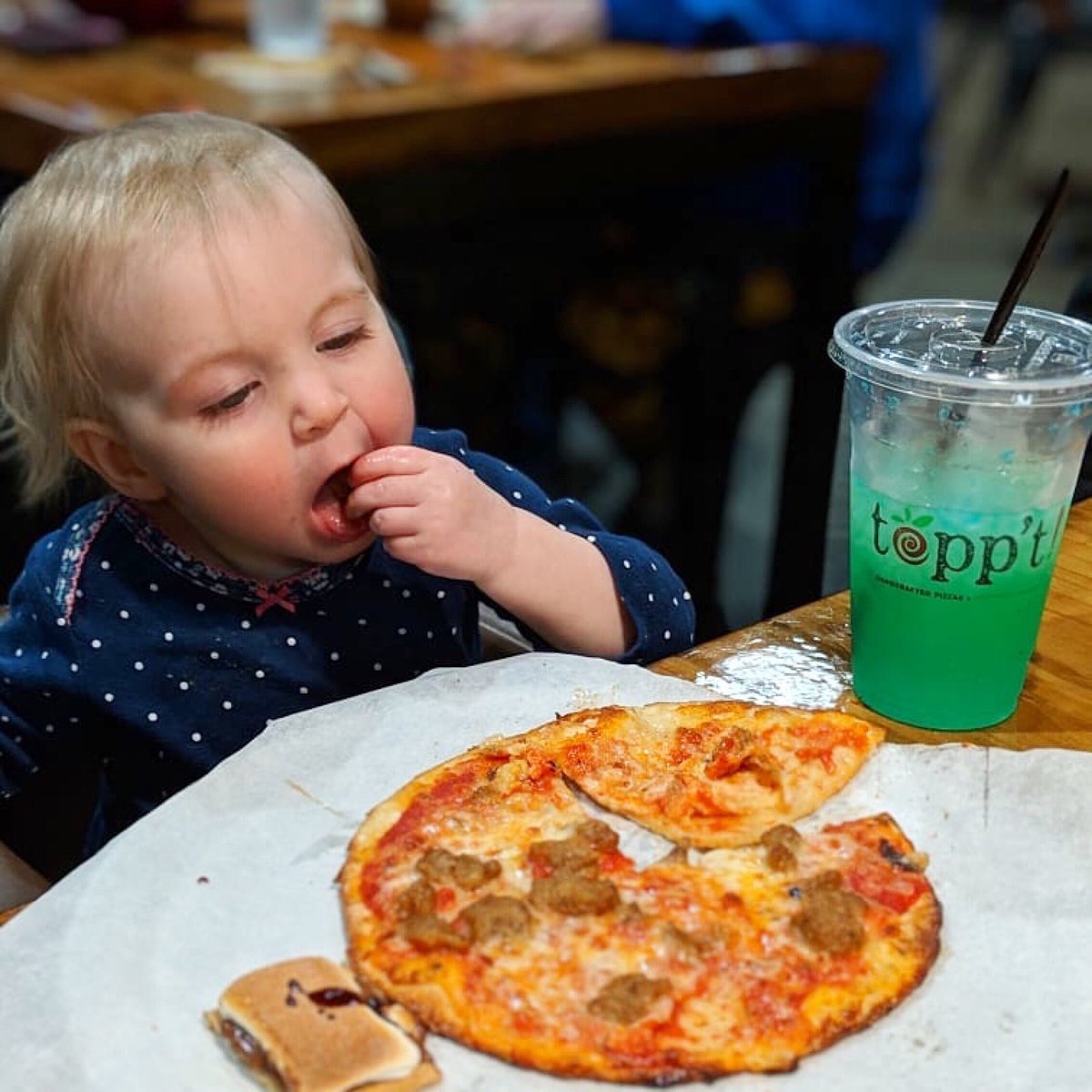 Kids love topp’t. You’ll love the price. Kids meals are $1.99 with full size purchase of a pizza, salad or wrap. We can’t wait see everyone at our new location in Louisville in Cardinal Towne on Tuesday. 🍕🥗🌯
📸 Melissa Rose
#topptpizza