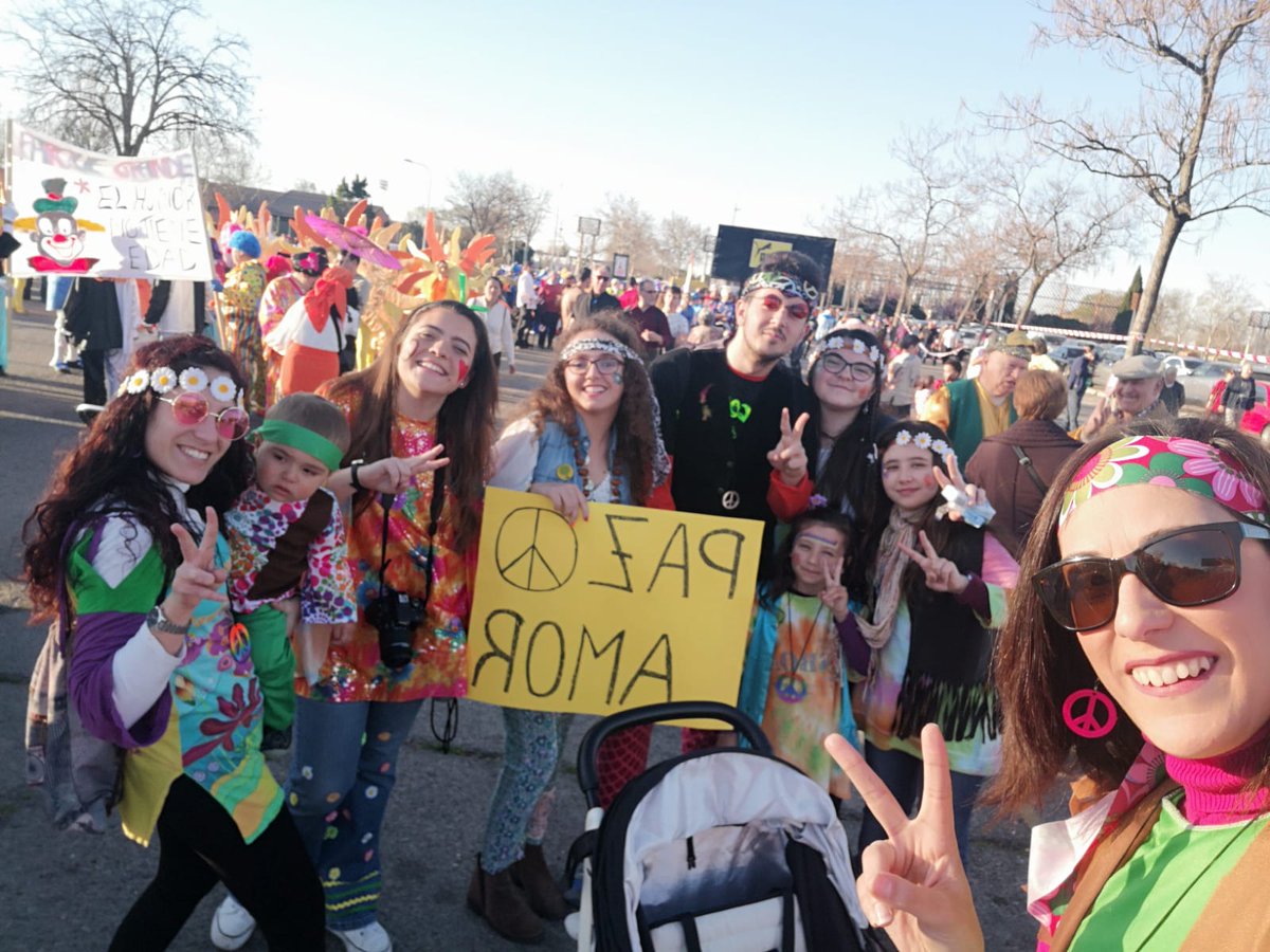 AlcorconBasket's tweet photo. ➡️SocialAB // Fantástica tarde la vida ayer en el desfile de Carnavales de #alcorcon
Muchas gracias a todos los participantes y organizadores!! 💏🙏👏 #goAB #carnavalAB #carnaval @AytoAlcorcon @AlcorconDeporte @consejoalcorcon @alcorconhoy @calledeldeporte @alcorconcultura https://t.co/rkP779Vrtk