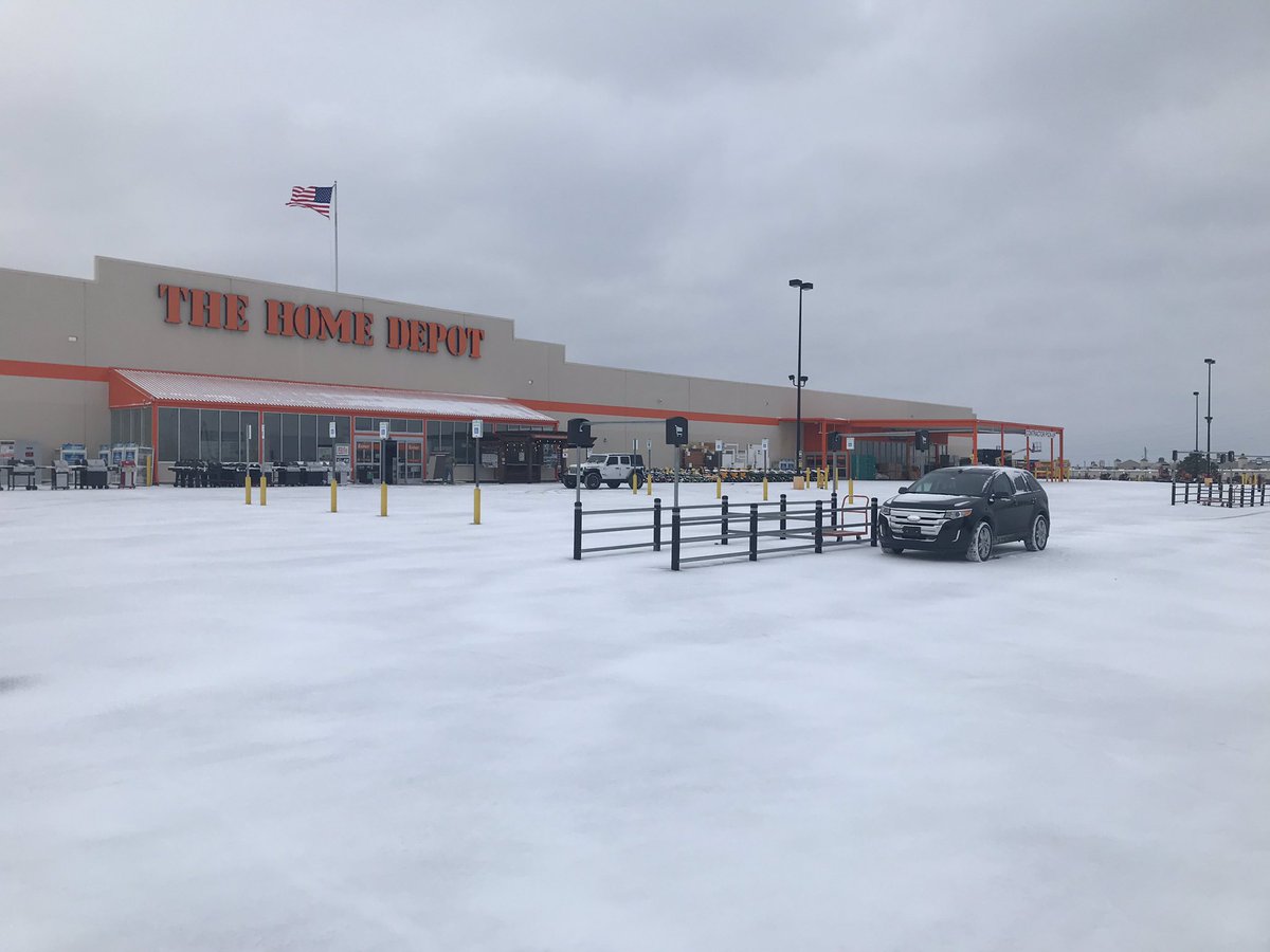 keithkomata (@keithkomata) on Twitter photo Happy snowy Sunday from #thdcc8922 We’re gonna have a great day today! Happy snowy Sunday from #thdcc8922 We’re gonna have a great day today!
