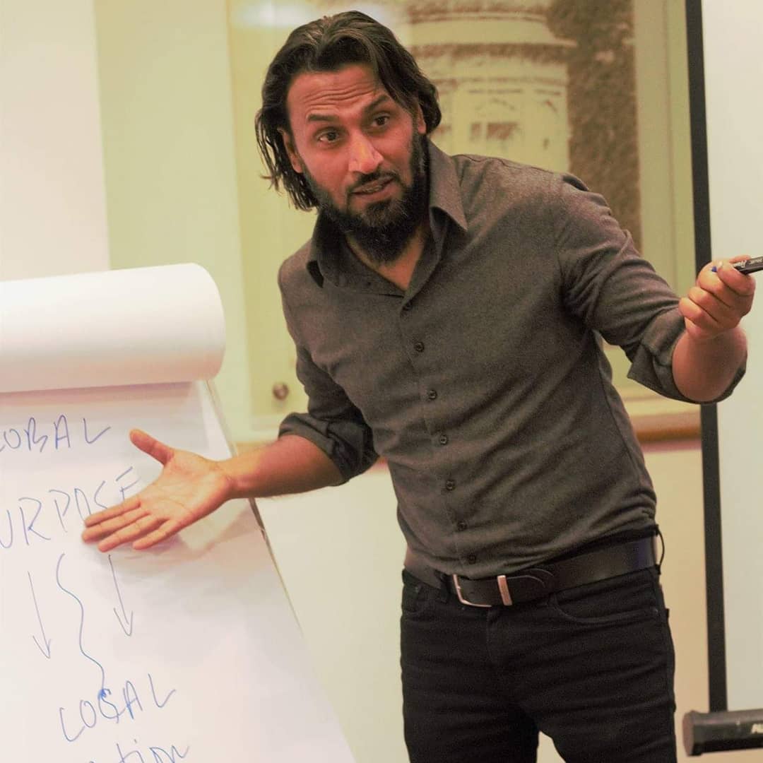 SourceCodePK's tweet image. Earnst & Young EY Session at Crown Plaza Islamabad today!
Women development | Women based businesses | CEO coaching and strategy build up sessions
#Leadership #Entrepreneurship #Training #Womenleadership #Leadershipdevelopment #EY #SourceCode #Raisethestandardsofthinking