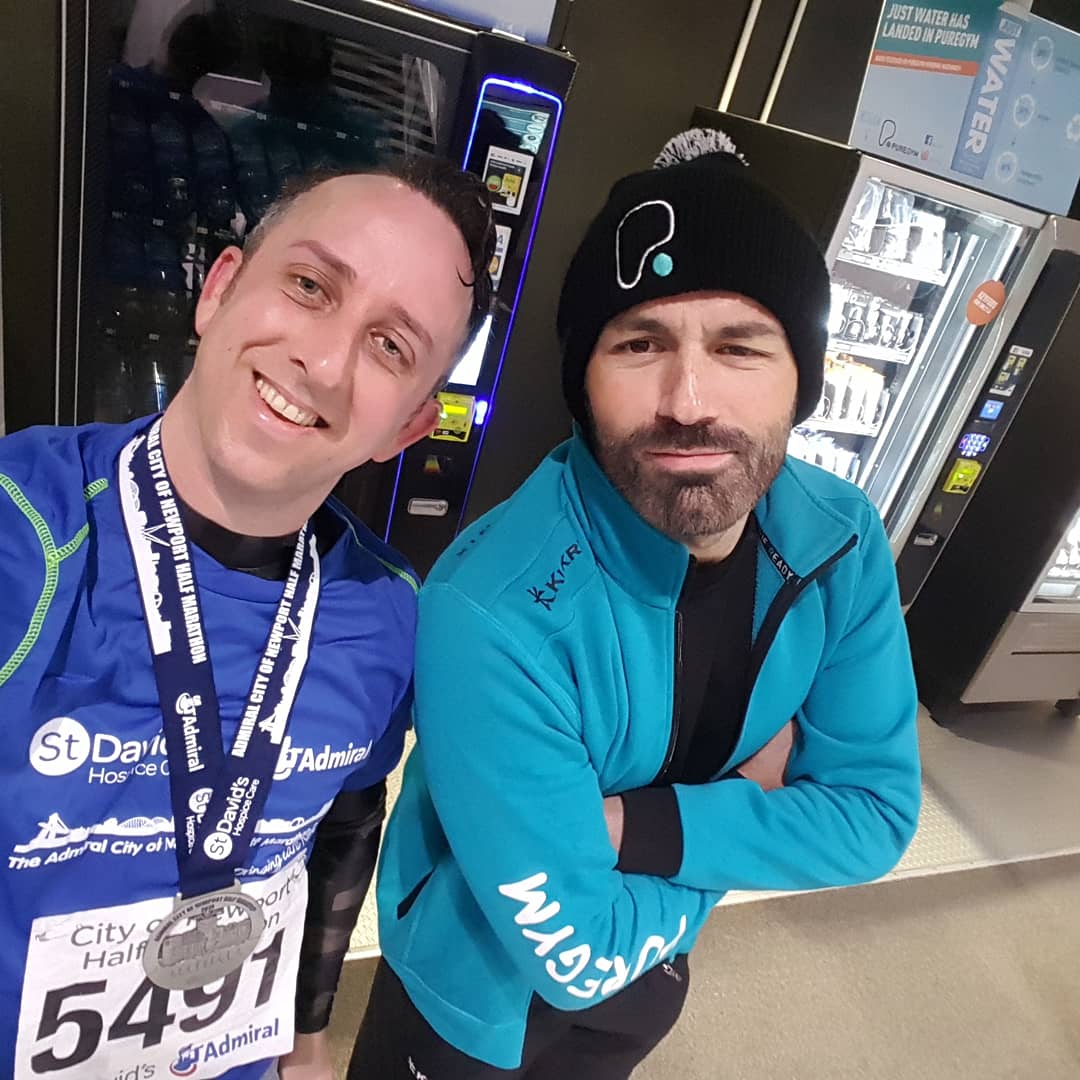 richsweetcheeks's tweet photo. Completed my first ever half marathon waiting on official time but sure it's sub two, huge shout out, thank you to my coach @ChimpPT #newporthalfmarathon @NewportHalf #running #proud #Chimpssquad @PureGym_NPT #1MillionReasons @PureGym #halfmarathon https://t.co/ylsRgHiDUg