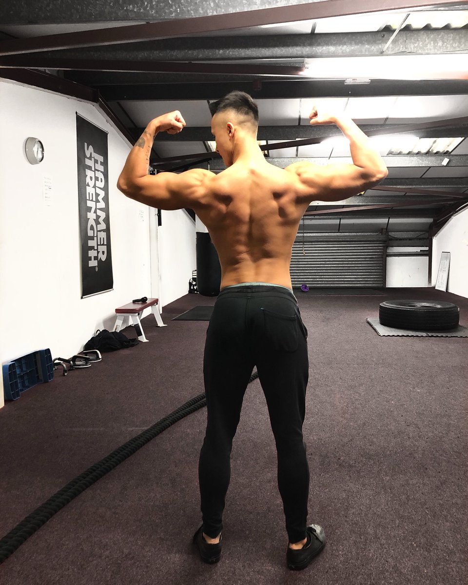 JackThomasPT's tweet image. Current Nick. 6 Weeks Out ⛏ #MiamiPro #FitnessModel #MrModel