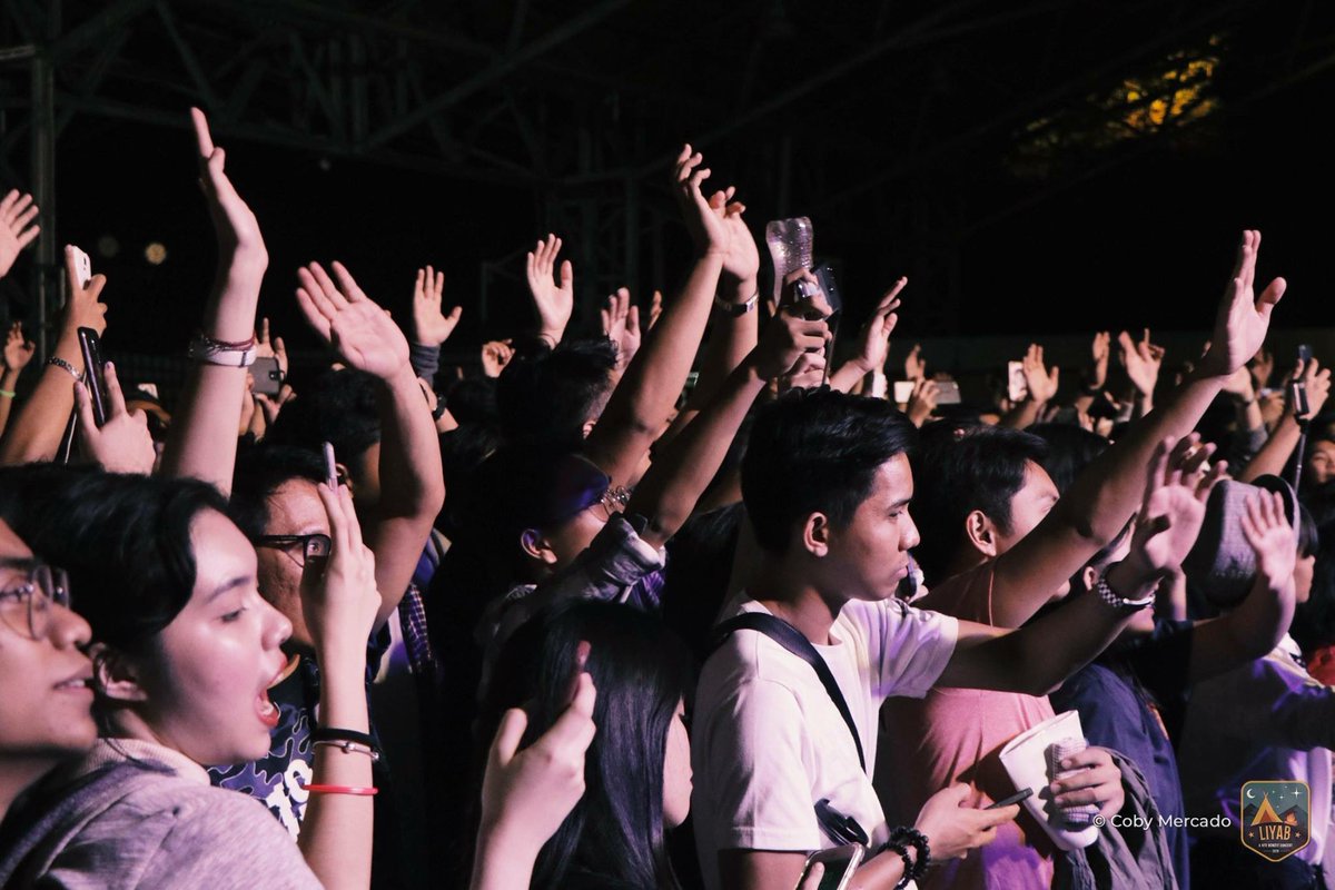 Liyab2019's tweet photo. Still thinking about those special moments? Wishing you could turn back the clock to experience #Liyab2019🔥 all over again? 

Credits: Coby Mercado, Hanns Scheewe, Javi Sison, Sandrix Nir Aguilar, Luis Amatong, Kiel Llaga

https://t.co/sDmN1dsigI https://t.co/tLKYKwNKmF