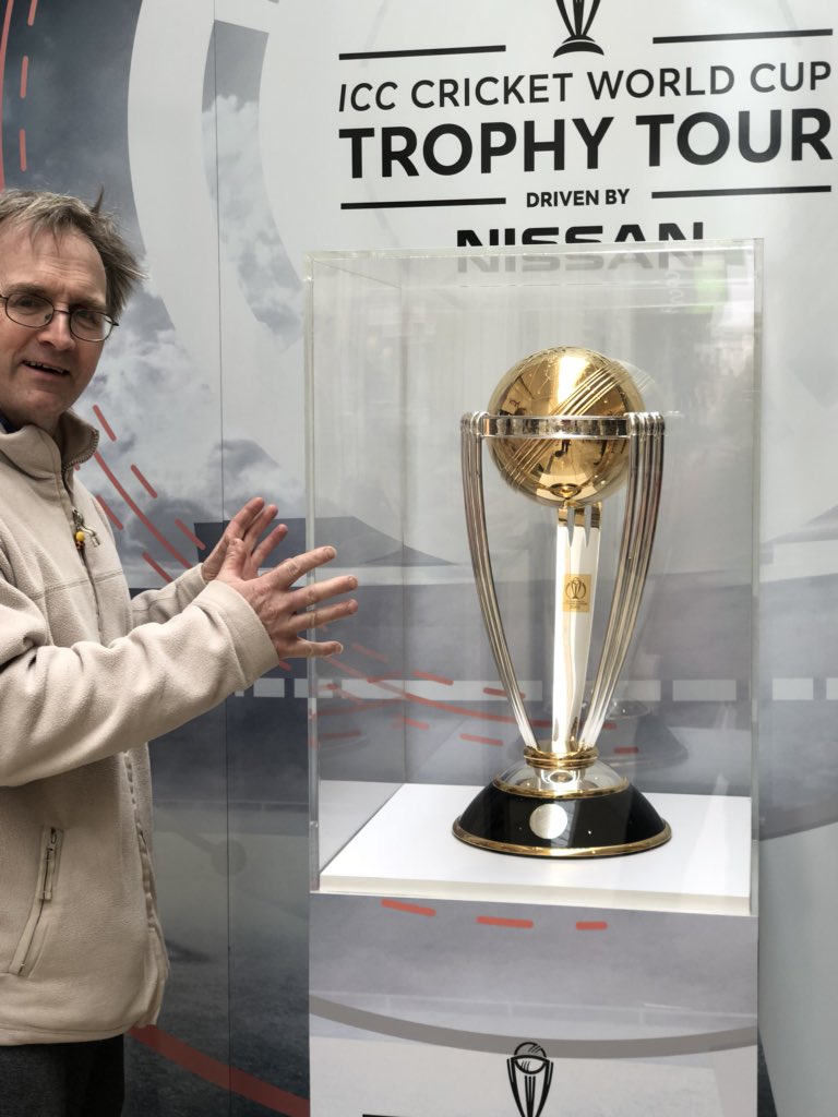 gingerfig's tweet photo. Luckily security wrestled him to the ground shortly after I took this #iccworldcup2019 #Taunton #fancycup 😂
@rosamundi @PNH_Hotelier @MrsNHcakes https://t.co/0xxlYaEkVd