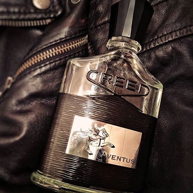 LifeFrag's tweet image. Creed by Aventus - needs no introduction. A magnificent scent and a great shot courtesy of @morris_haze Fragrance have posted a new Instagram!