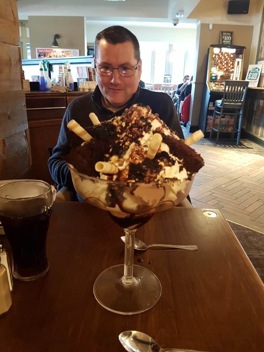 _overexposed_'s tweet photo. To give you more of an idea how big the ice cream was at the rodmill here is a side on view just before I tucked in #rodmill #eastbourne #icecream #foodchallenge https://t.co/lqwKrHHiCt