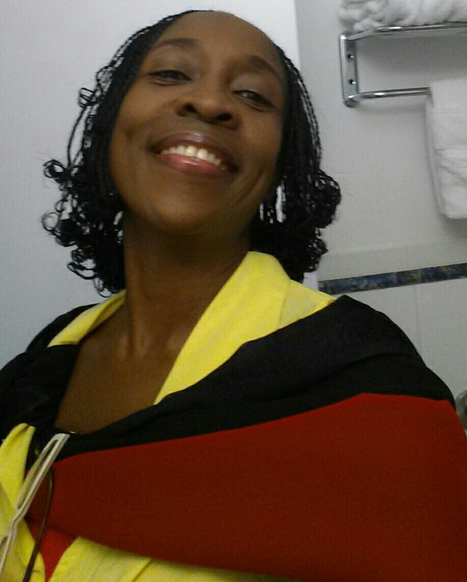 DrCJASmith's tweet photo. The most attractive makeup &amp; attire u can wear is to be ur natural, spontaneous, authentic, fun loving self!💃🏽🎼

 #LoveUrself #EmbraceUrAuthenticity💃🏽
#nubian #UniqueDNA💖

#HappySunday! https://t.co/P3PLULd1Y9