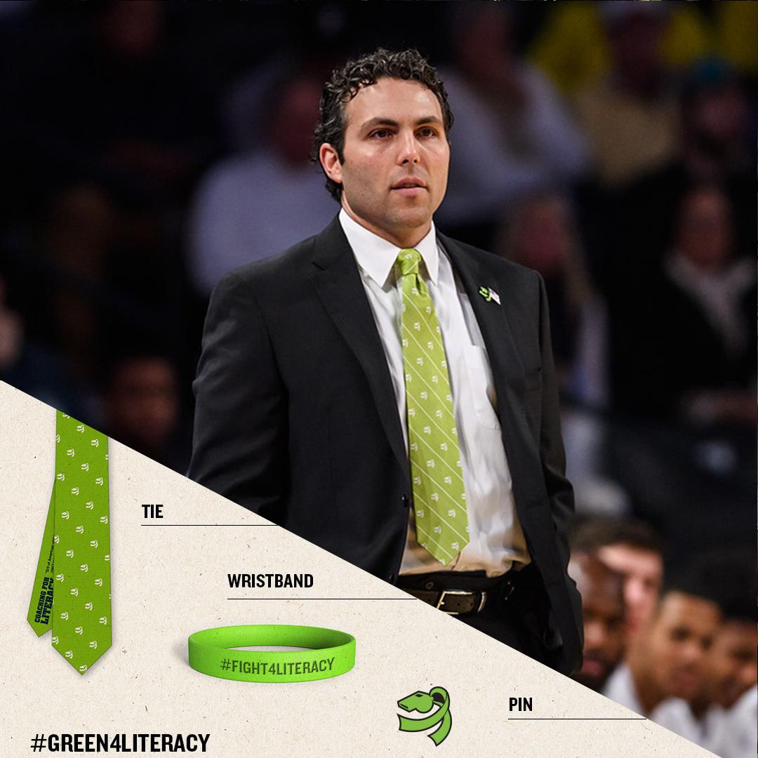 GTAthletics's tweet photo. 65% of 4th graders in Georgia are reading below proficient. We are hosting a @CoachingforLit @FightForLitGame sponsored by @IntlPaperCo and wearing #Green4Literacy during today’s game to #ChangeTheStat. 📚
#IP4Literacy #Fight4Literacy https://t.co/BPsM63RrMK