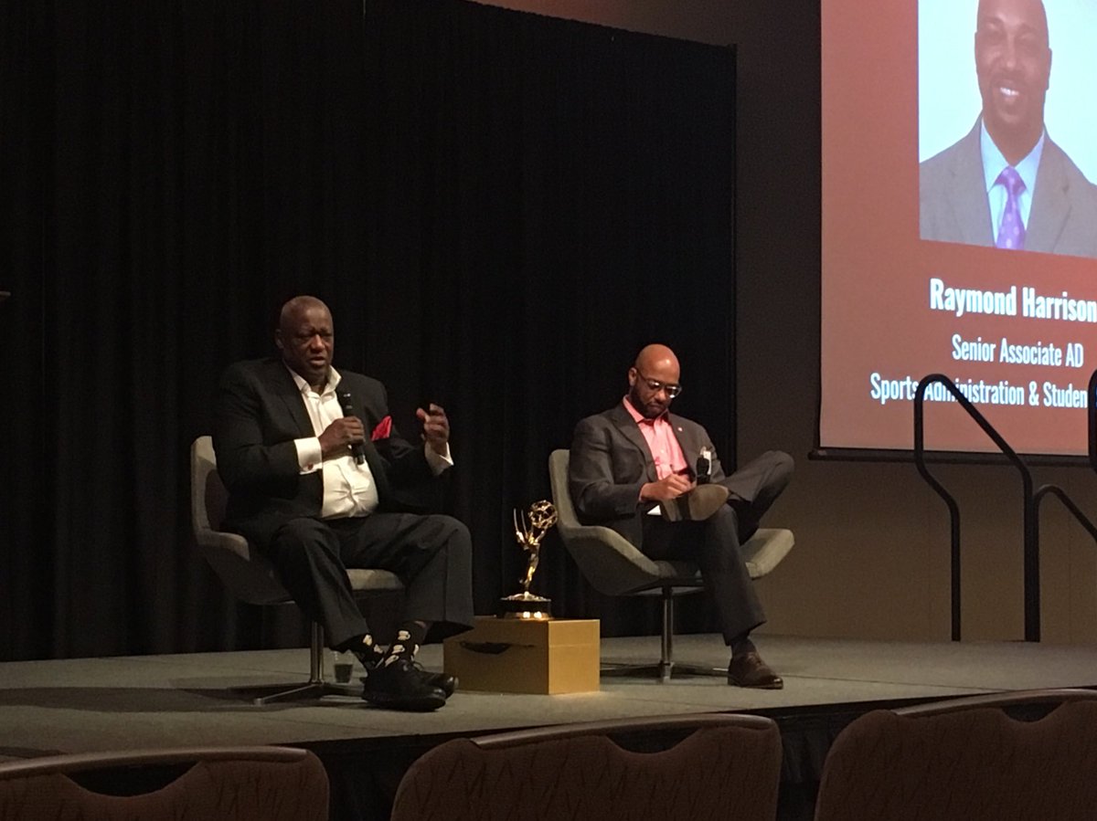 SMTClubNCSU's tweet photo. “A vision is a dream WITH a plan. When adversity comes don’t give up on your plan”

- Keynote Speaker Dereck Whittenburg (@DWhittNCstate) https://t.co/cKOg7RlfuQ